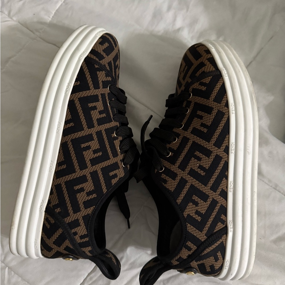 Fendi Black and Brown Patterned Sneakers - Picture 7 of 7